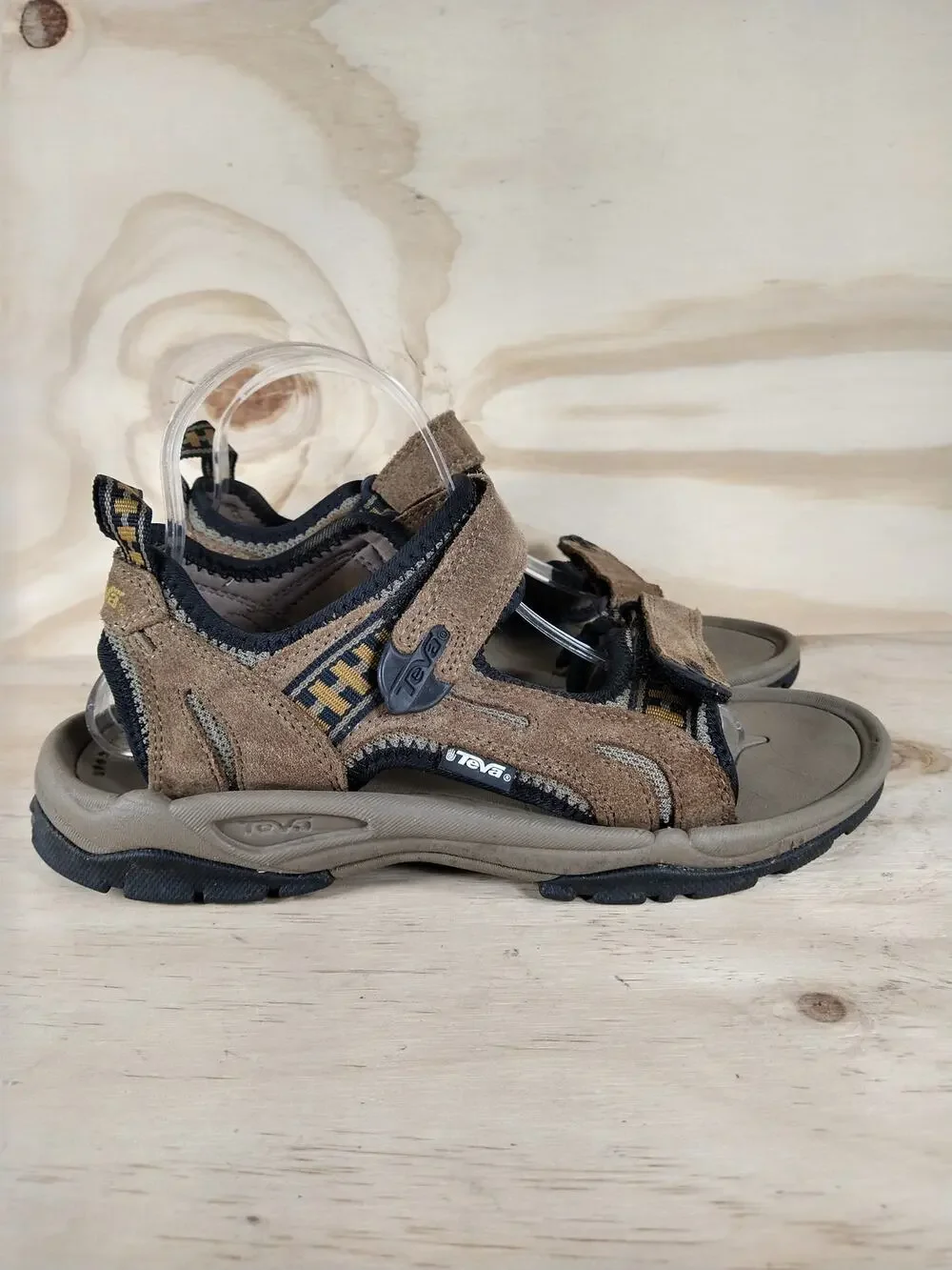 Teva - Hurricane Kayaking Fishing - Sandals - Brown - Men's - 8 - S/N 6571